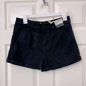Black Vintage revival shorts!